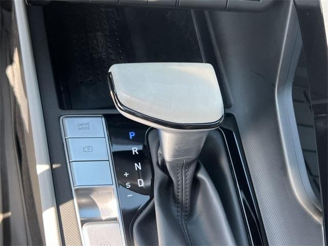used 2022 Hyundai ELANTRA HEV car, priced at $21,968