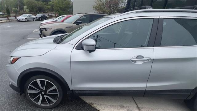 used 2017 Nissan Rogue Sport car, priced at $14,989