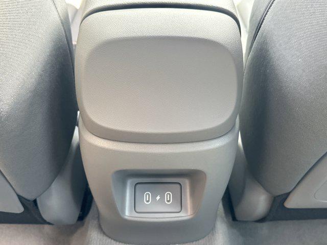 new 2025 Hyundai Elantra car, priced at $27,960