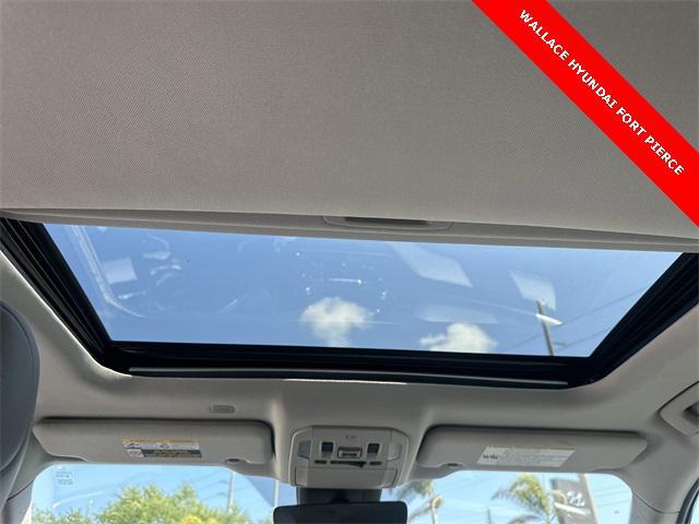 used 2022 Toyota Highlander car, priced at $30,885