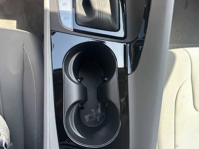 new 2025 Hyundai Elantra car, priced at $27,585