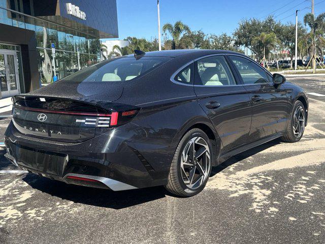 new 2024 Hyundai Sonata car, priced at $32,225