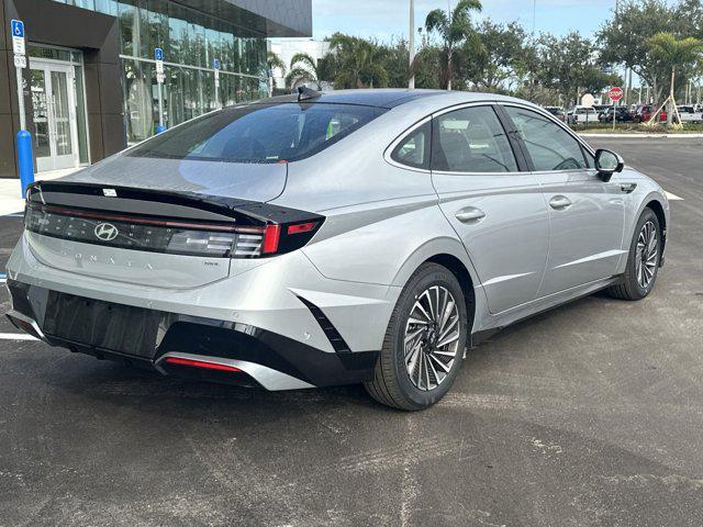 new 2025 Hyundai Sonata Hybrid car, priced at $39,353