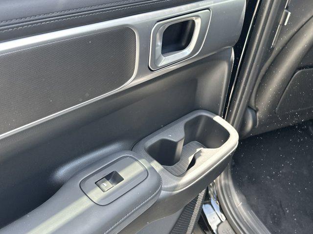 new 2025 Hyundai Santa Fe car, priced at $41,075