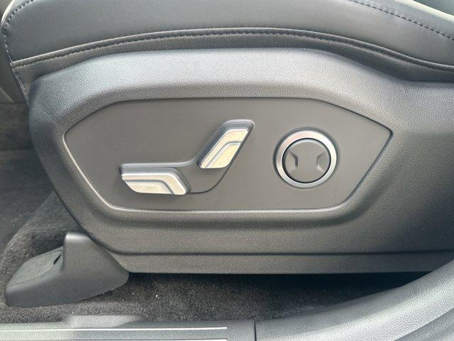 new 2025 Hyundai Santa Fe car, priced at $42,979