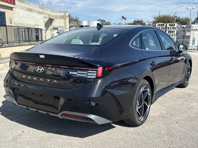 new 2024 Hyundai Sonata car, priced at $31,910