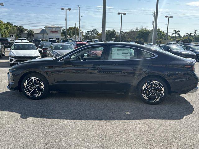 new 2024 Hyundai Sonata car, priced at $31,910