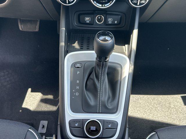new 2025 Hyundai Venue car, priced at $24,335