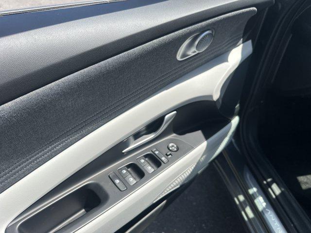 new 2025 Hyundai Elantra car, priced at $28,220
