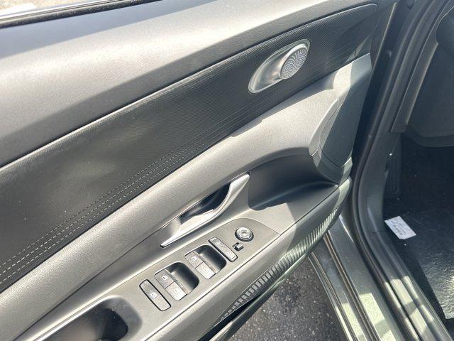 new 2025 Hyundai ELANTRA HEV car, priced at $27,035