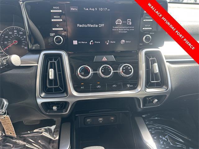 used 2022 Kia Sorento car, priced at $16,795