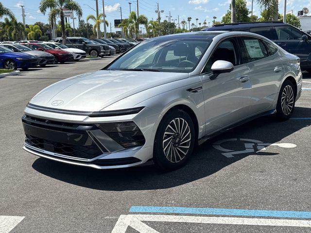 new 2025 Hyundai Sonata Hybrid car, priced at $38,148