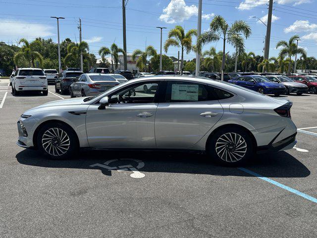 new 2025 Hyundai Sonata Hybrid car, priced at $38,148