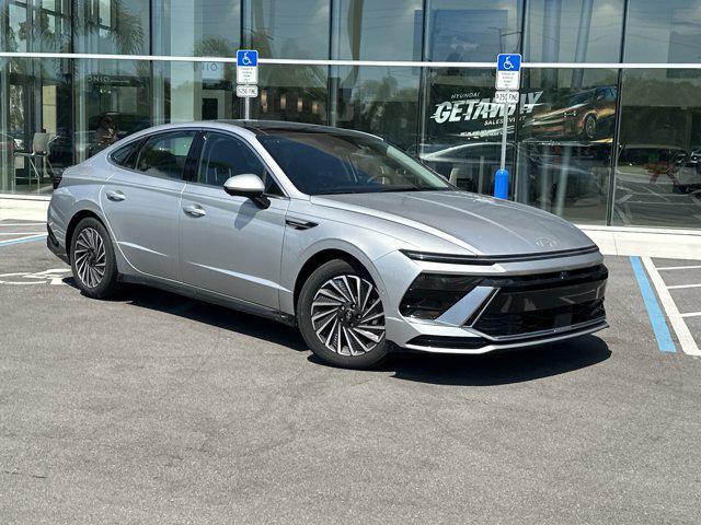 new 2025 Hyundai Sonata Hybrid car, priced at $38,148