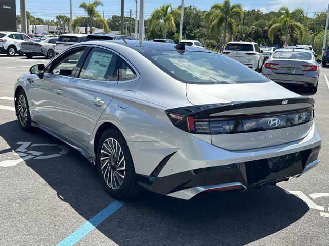 new 2025 Hyundai Sonata Hybrid car, priced at $38,148