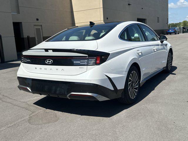 new 2025 Hyundai Sonata Hybrid car, priced at $38,760