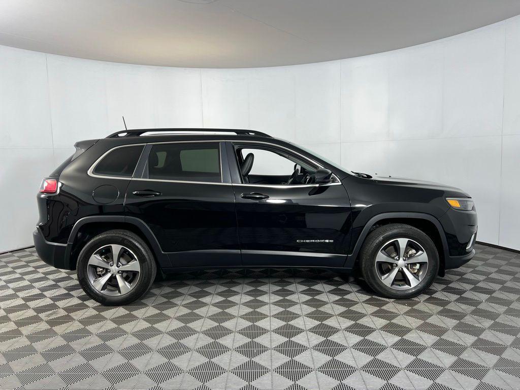 used 2022 Jeep Cherokee car, priced at $26,373