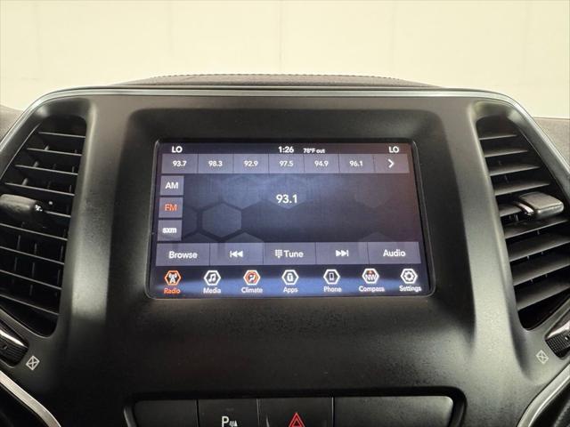 used 2019 Jeep Cherokee car, priced at $13,695