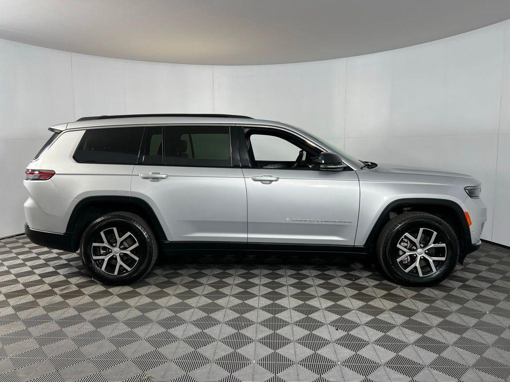 used 2024 Jeep Grand Cherokee L car, priced at $34,673