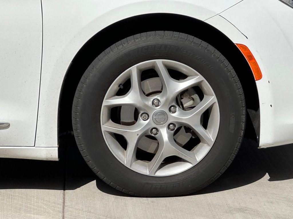 used 2017 Chrysler Pacifica car, priced at $10,995