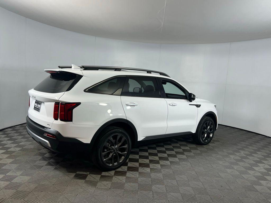 used 2023 Kia Sorento car, priced at $32,975