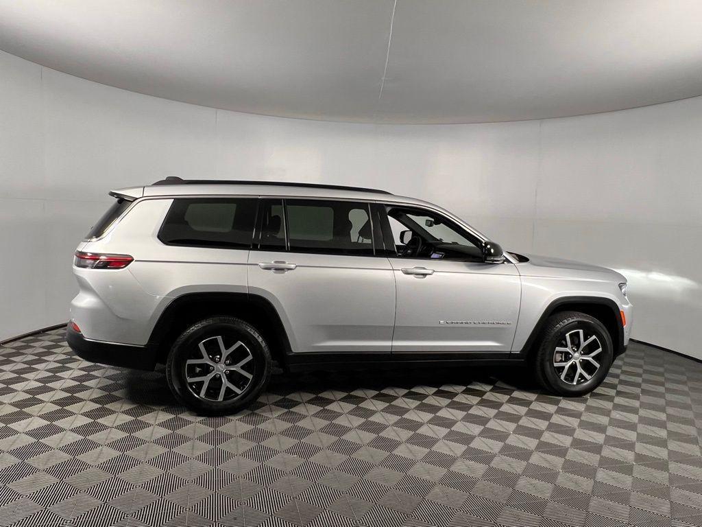 used 2024 Jeep Grand Cherokee L car, priced at $32,573