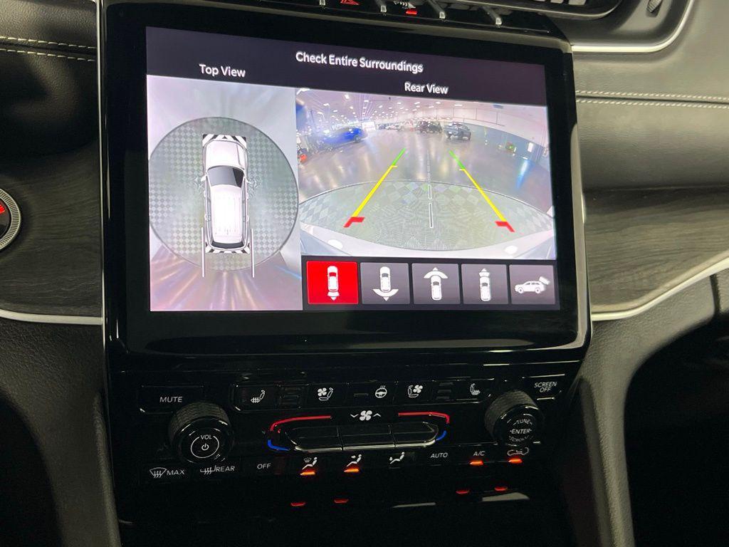 used 2024 Jeep Grand Cherokee L car, priced at $32,573