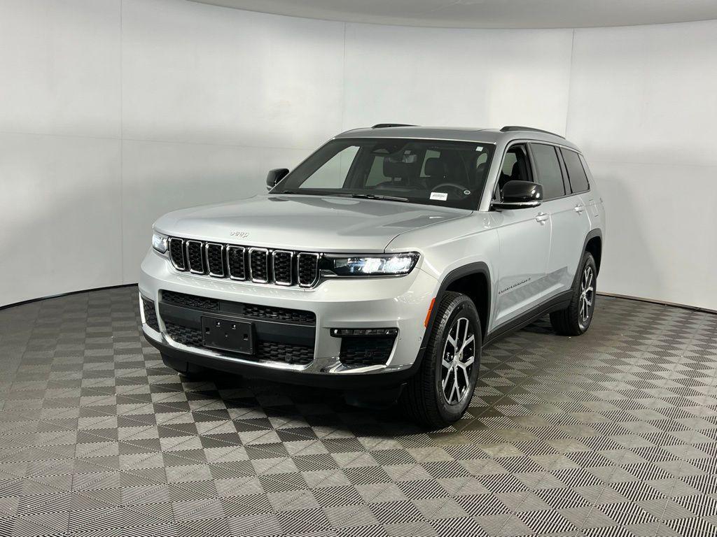 used 2024 Jeep Grand Cherokee L car, priced at $32,573