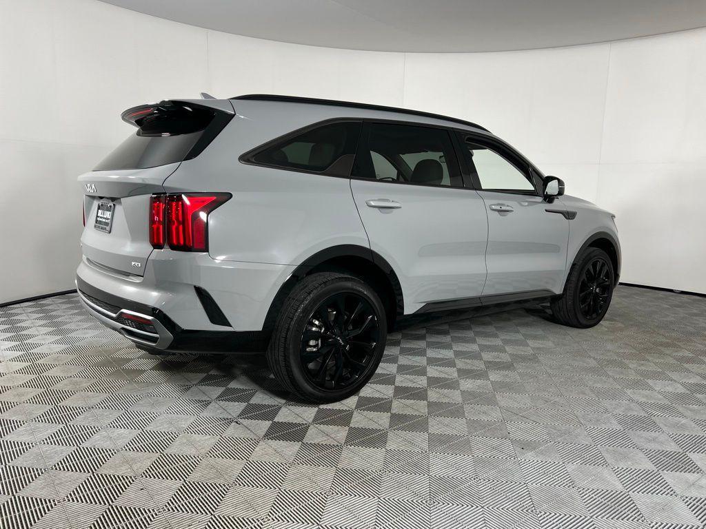 used 2023 Kia Sorento car, priced at $29,873