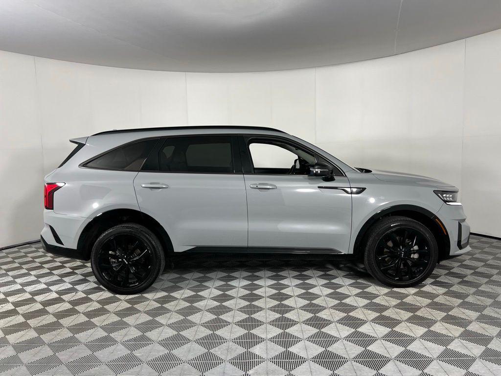 used 2023 Kia Sorento car, priced at $29,873
