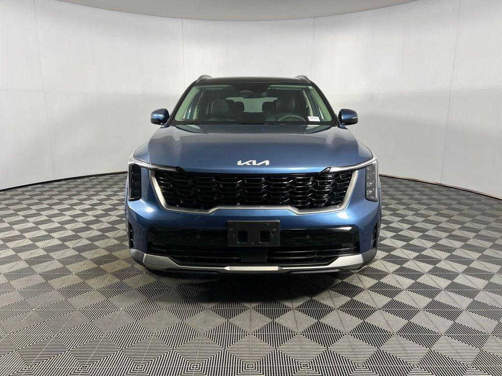 used 2025 Kia Sorento Hybrid car, priced at $32,675