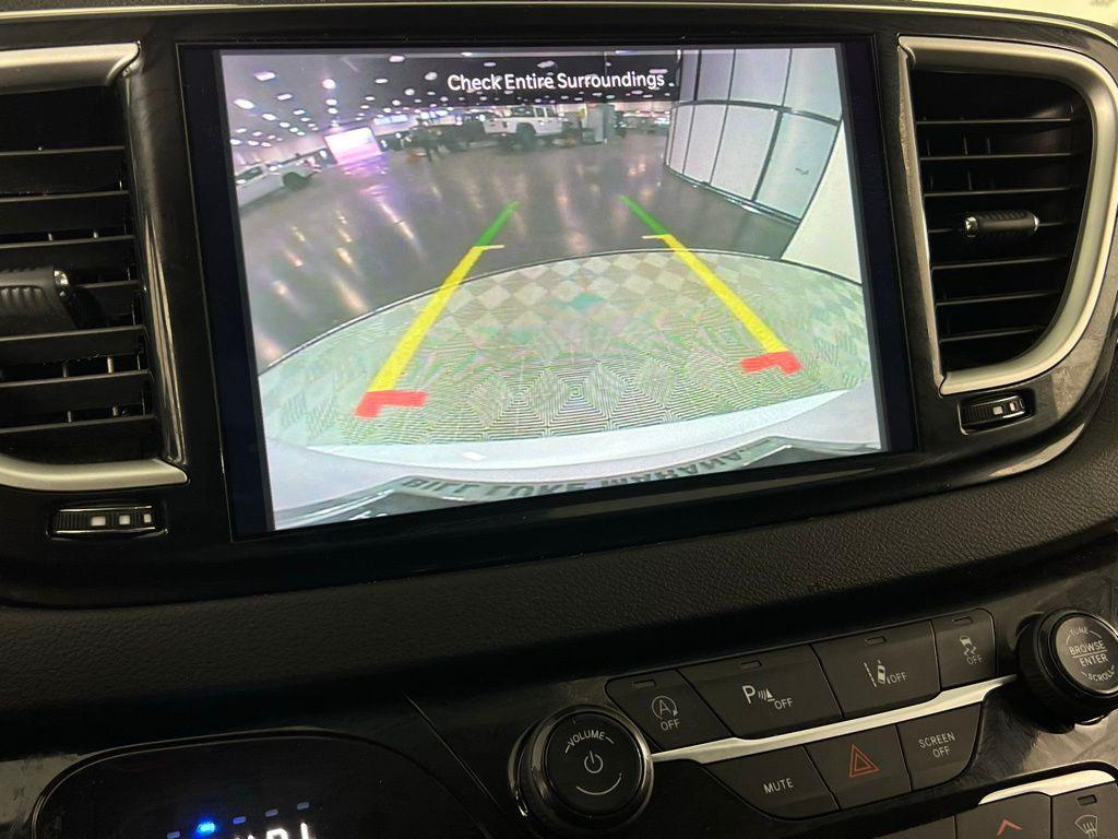 used 2024 Chrysler Pacifica car, priced at $27,973