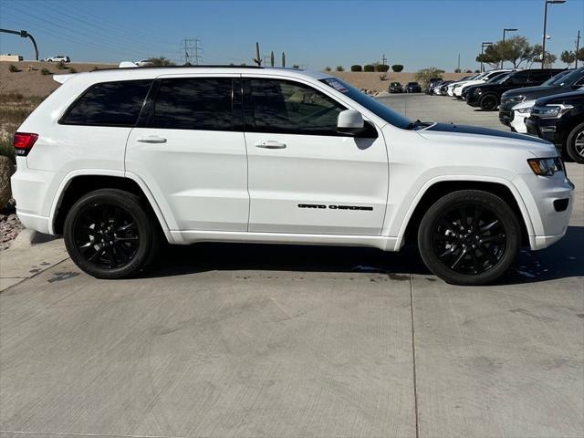 used 2018 Jeep Grand Cherokee car, priced at $17,995