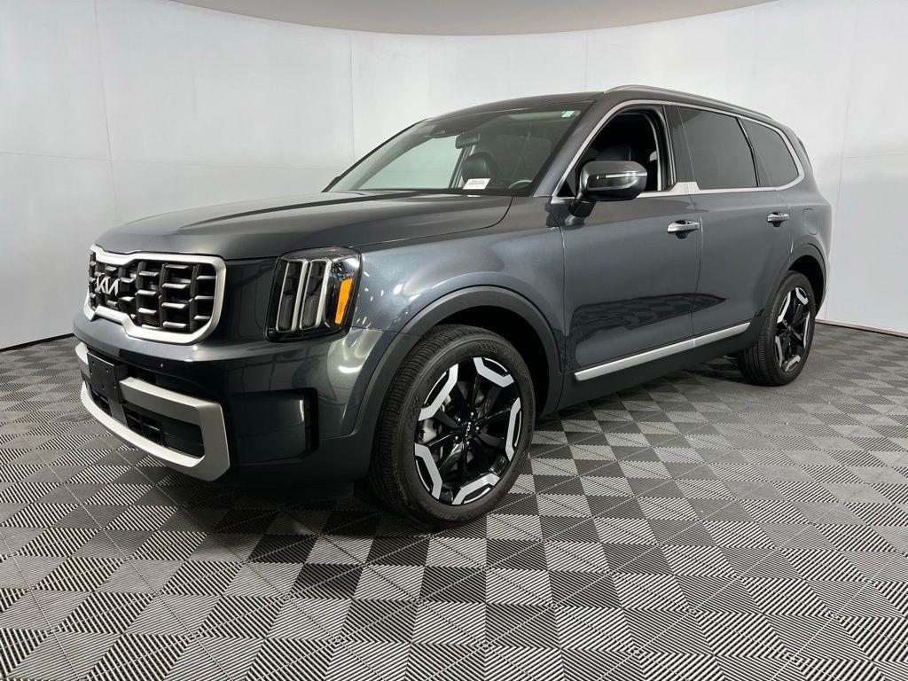 used 2024 Kia Telluride car, priced at $31,875