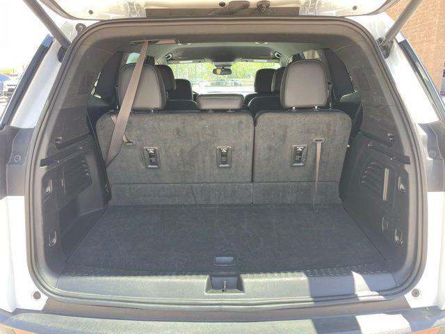 used 2024 GMC Acadia car, priced at $37,373