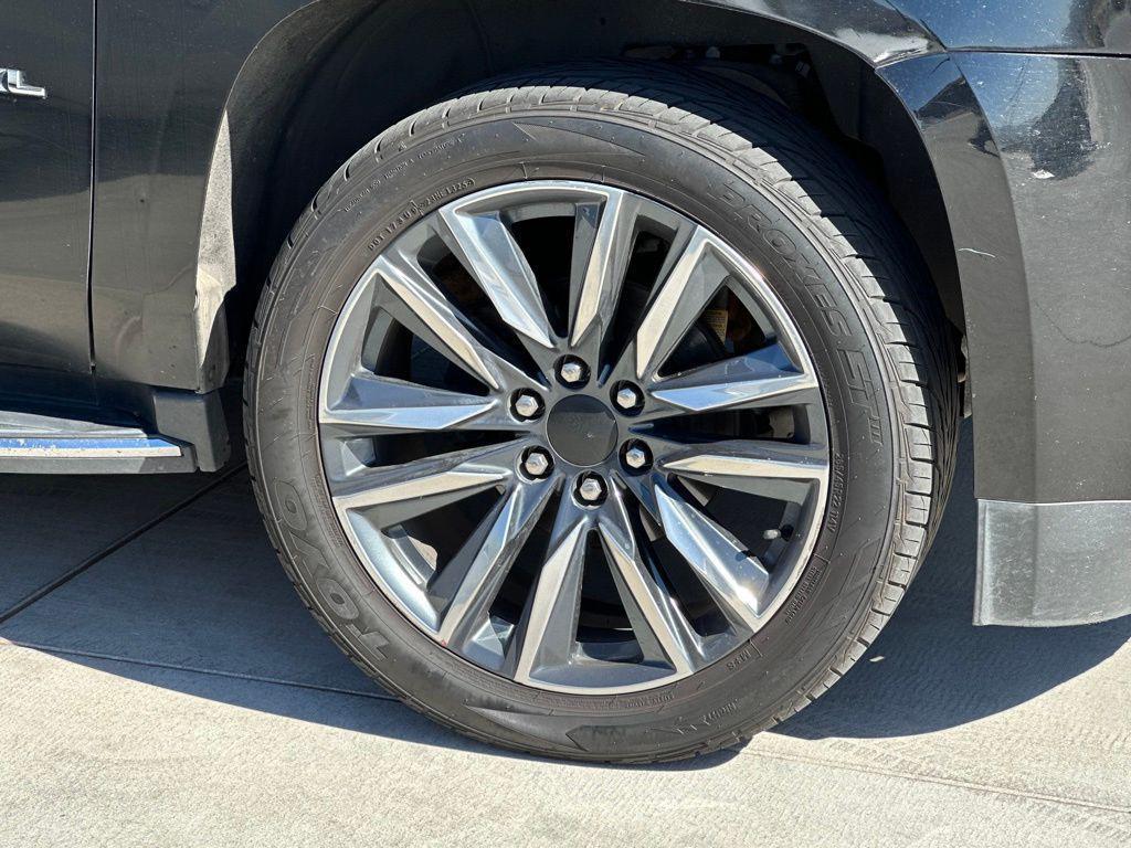 used 2020 GMC Yukon XL car, priced at $28,673