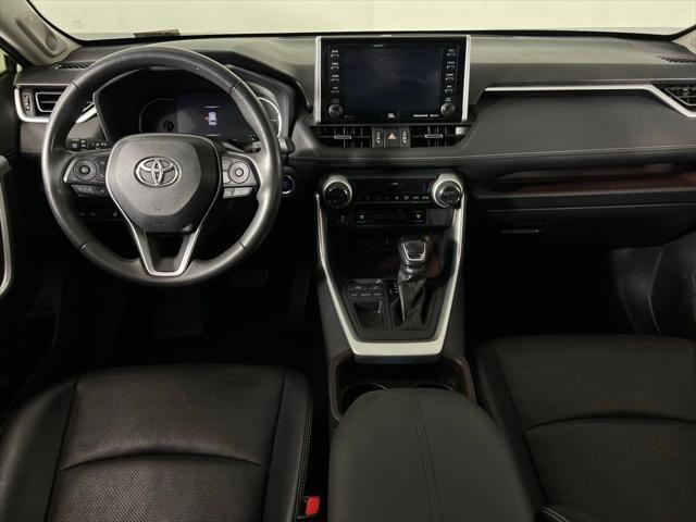 used 2020 Toyota RAV4 car, priced at $27,573