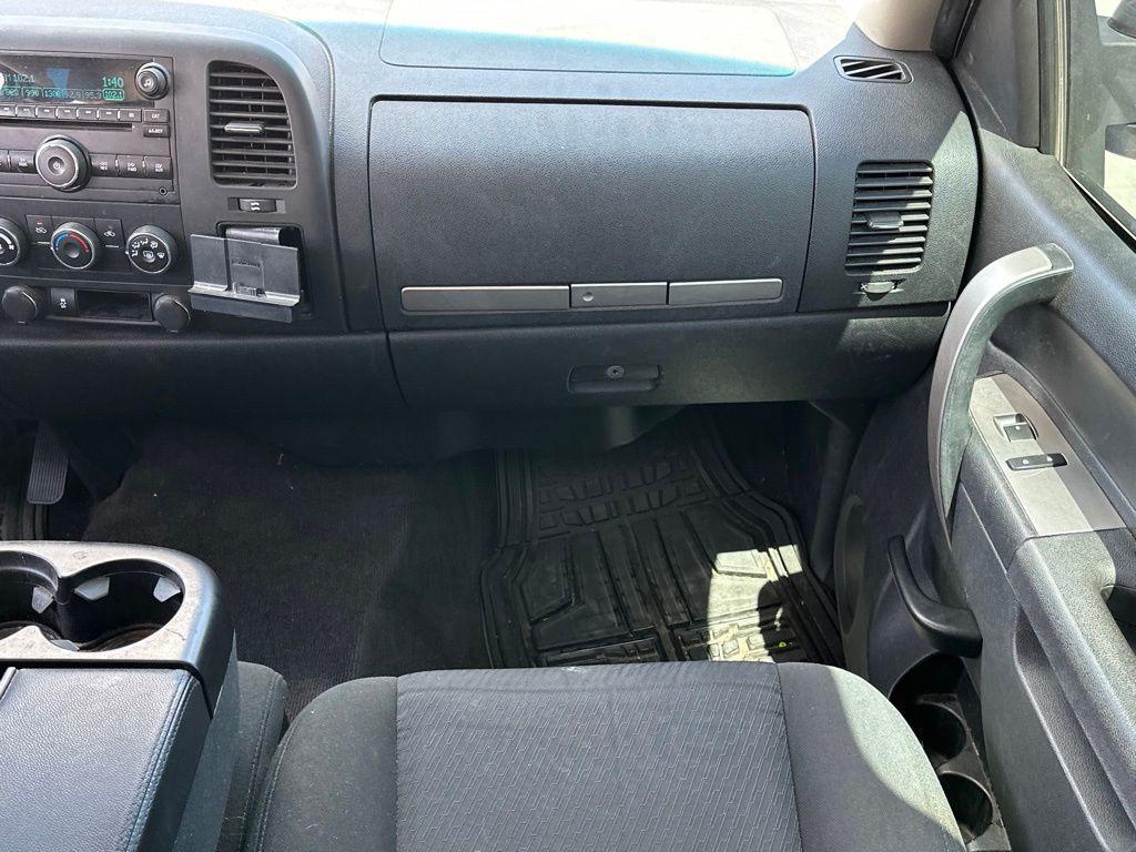 used 2013 Chevrolet Silverado 2500 car, priced at $13,995