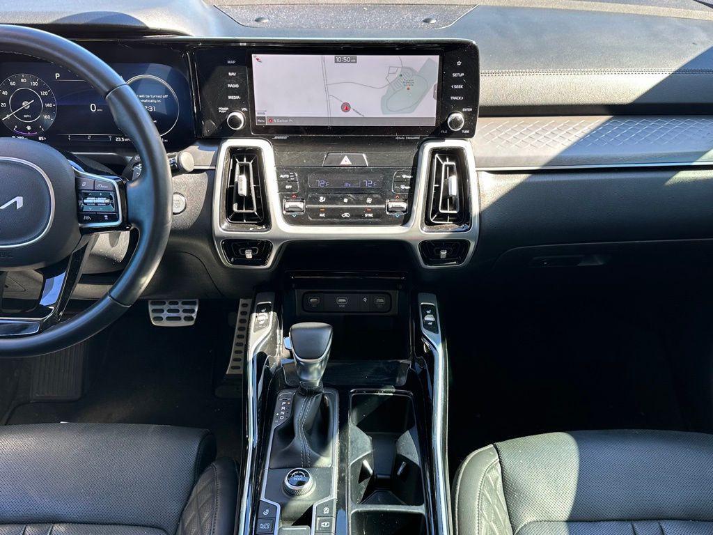 used 2022 Kia Sorento car, priced at $26,673