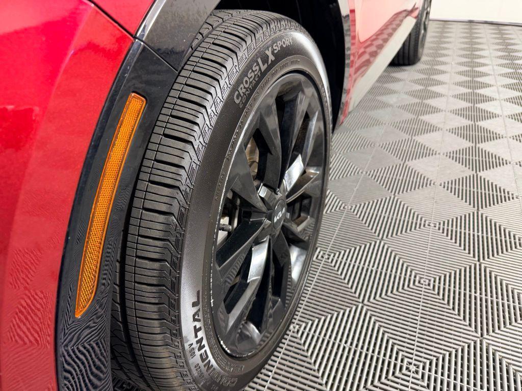 used 2022 Kia Sorento car, priced at $25,273