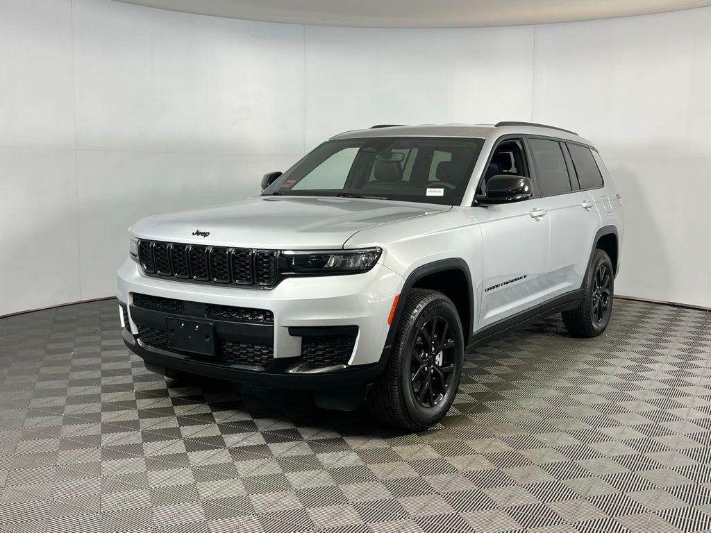 used 2024 Jeep Grand Cherokee L car, priced at $31,573