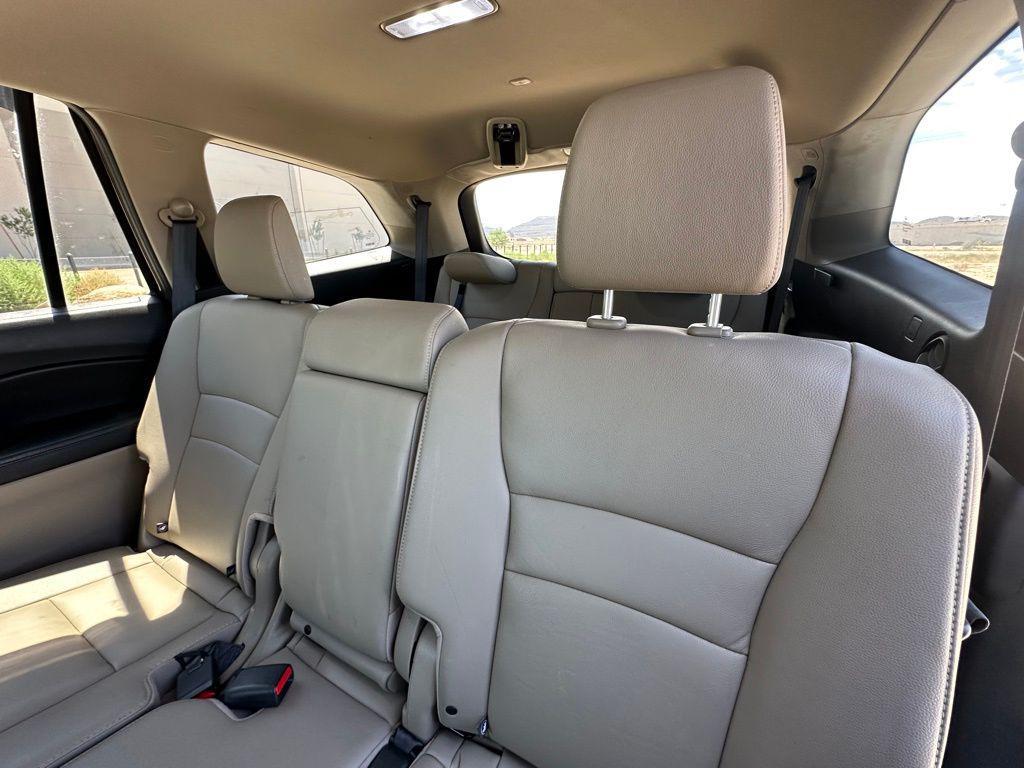 used 2016 Honda Pilot car, priced at $15,995