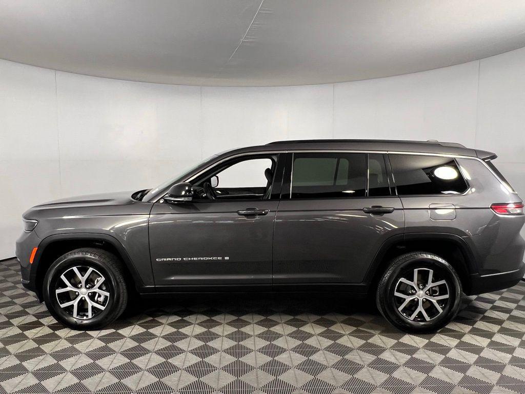 used 2024 Jeep Grand Cherokee L car, priced at $35,973