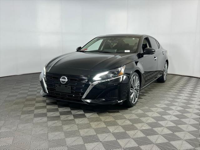 used 2023 Nissan Altima car, priced at $21,173