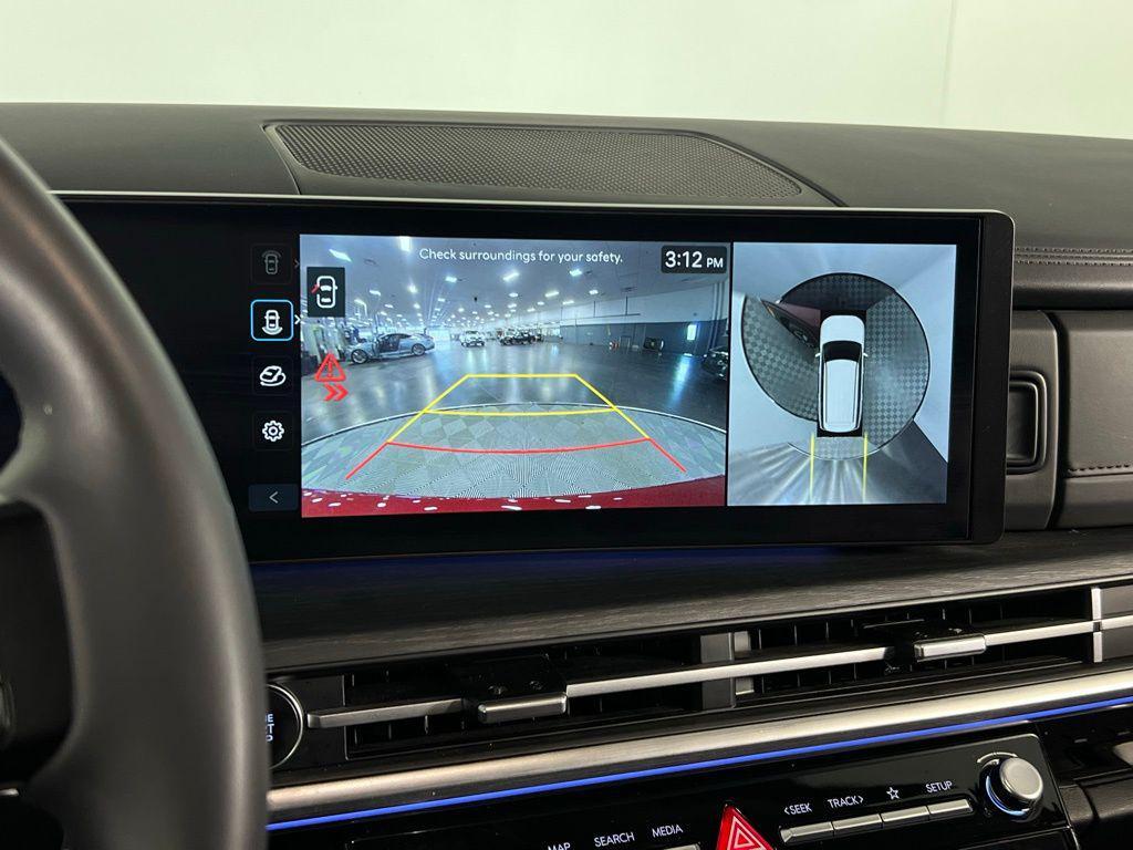 used 2025 Hyundai Santa Fe car, priced at $38,173