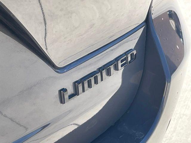 used 2023 Jeep Grand Cherokee car, priced at $34,573
