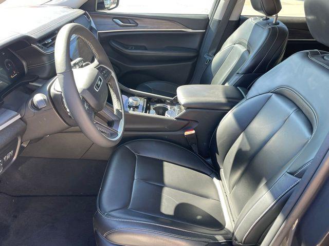 used 2023 Jeep Grand Cherokee car, priced at $34,573