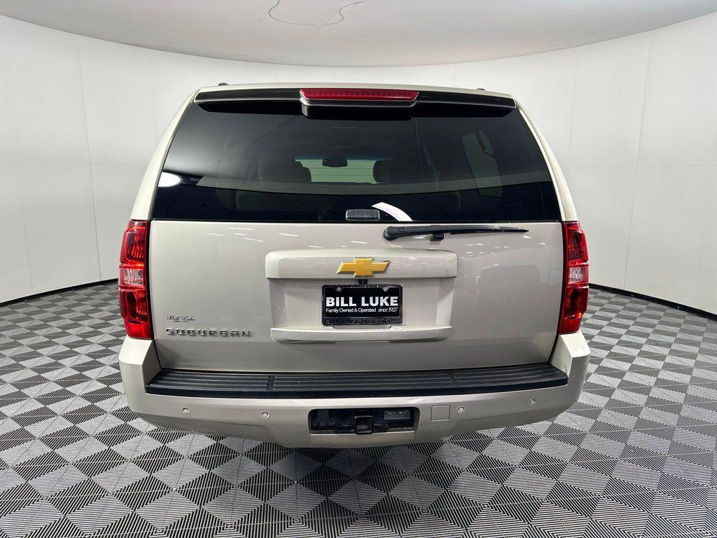 used 2014 Chevrolet Suburban car, priced at $14,095