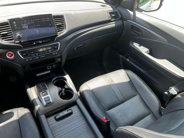 used 2022 Honda Passport car, priced at $31,573
