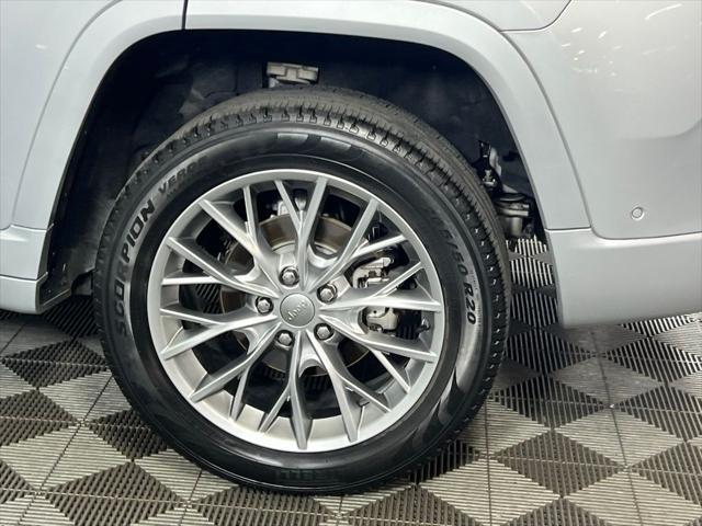 used 2022 Jeep Grand Cherokee car, priced at $38,873